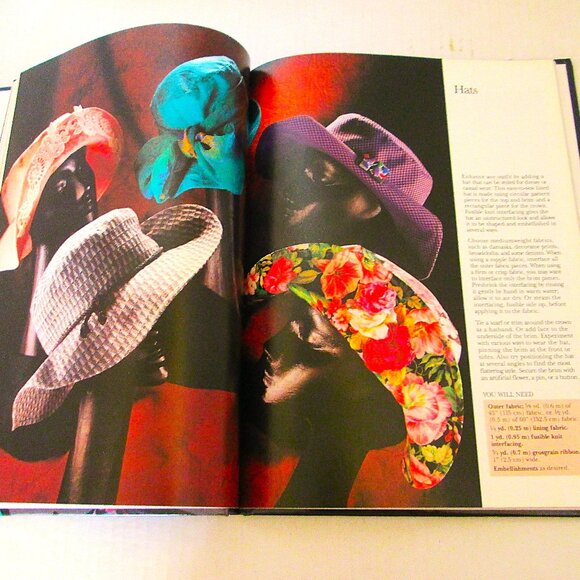 Singer Referencing Library book, Creating Fashion Accessories 1993 - Picture 7 of 9